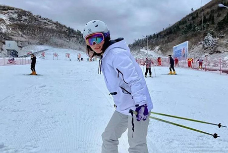 銅鼓七星嶺滑雪1日游冬季熱賣